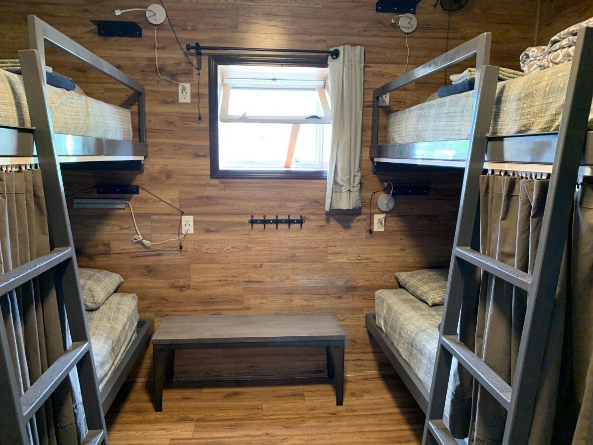 Jasper Downtown Hostel Екстериор снимка