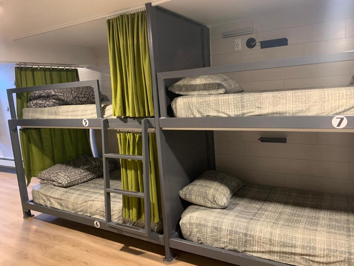 Jasper Downtown Hostel Екстериор снимка