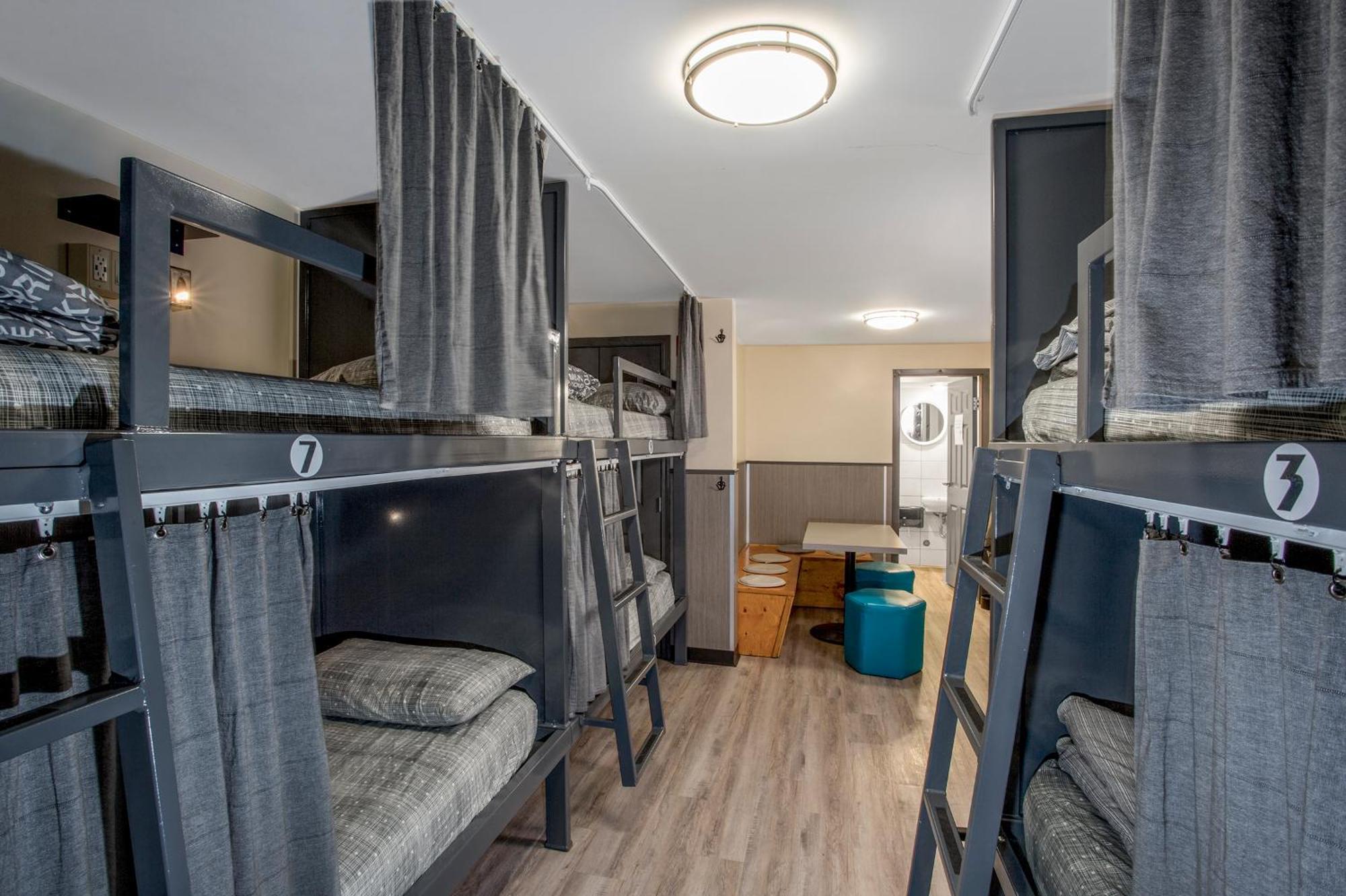 Jasper Downtown Hostel Екстериор снимка