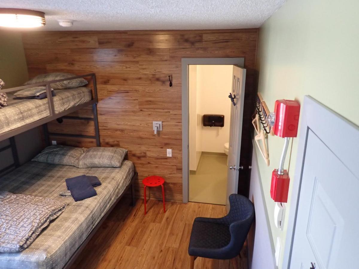 Jasper Downtown Hostel Екстериор снимка